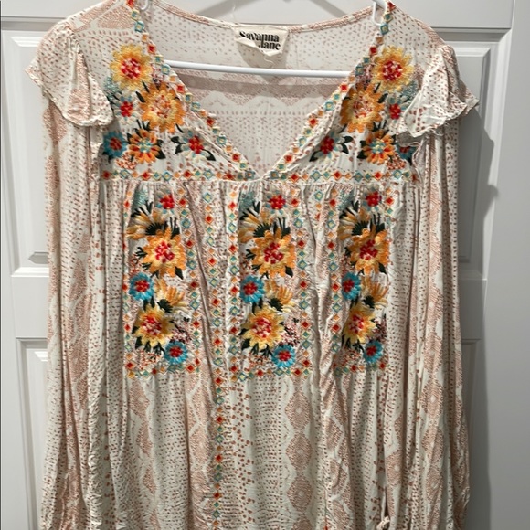 Savanna Jane Floral Embroidered Women's Top - Multicolor - Picture 2 of 6